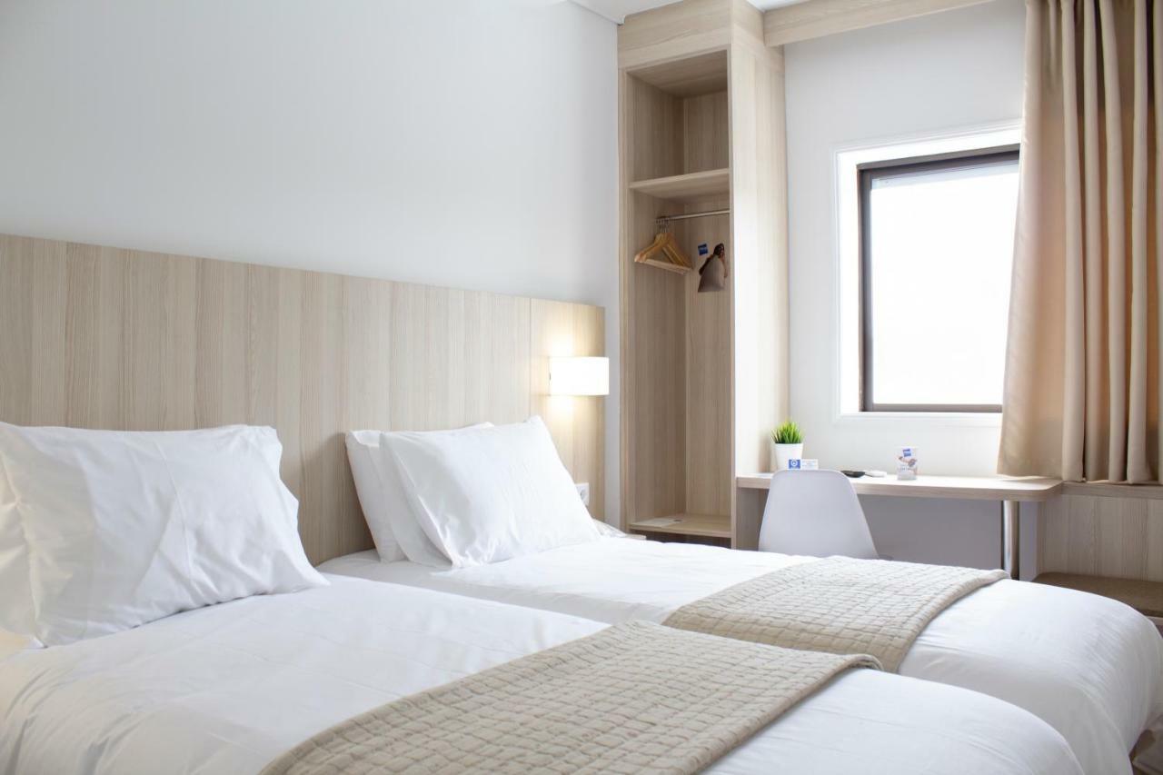 Up Hmb Hotels Fermentelos 外观 照片